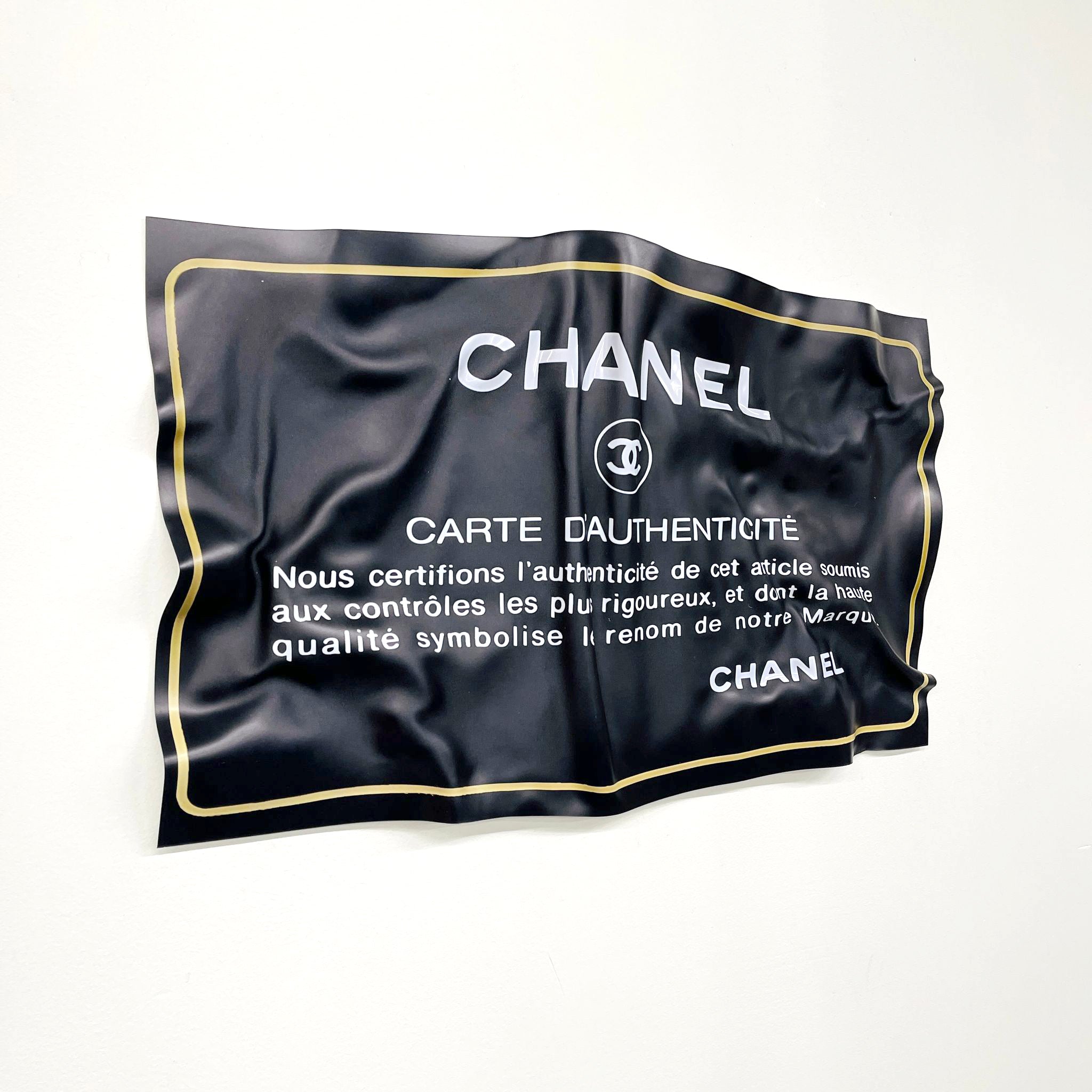 Tableau froissé - Chanel Carte D'Authenticité