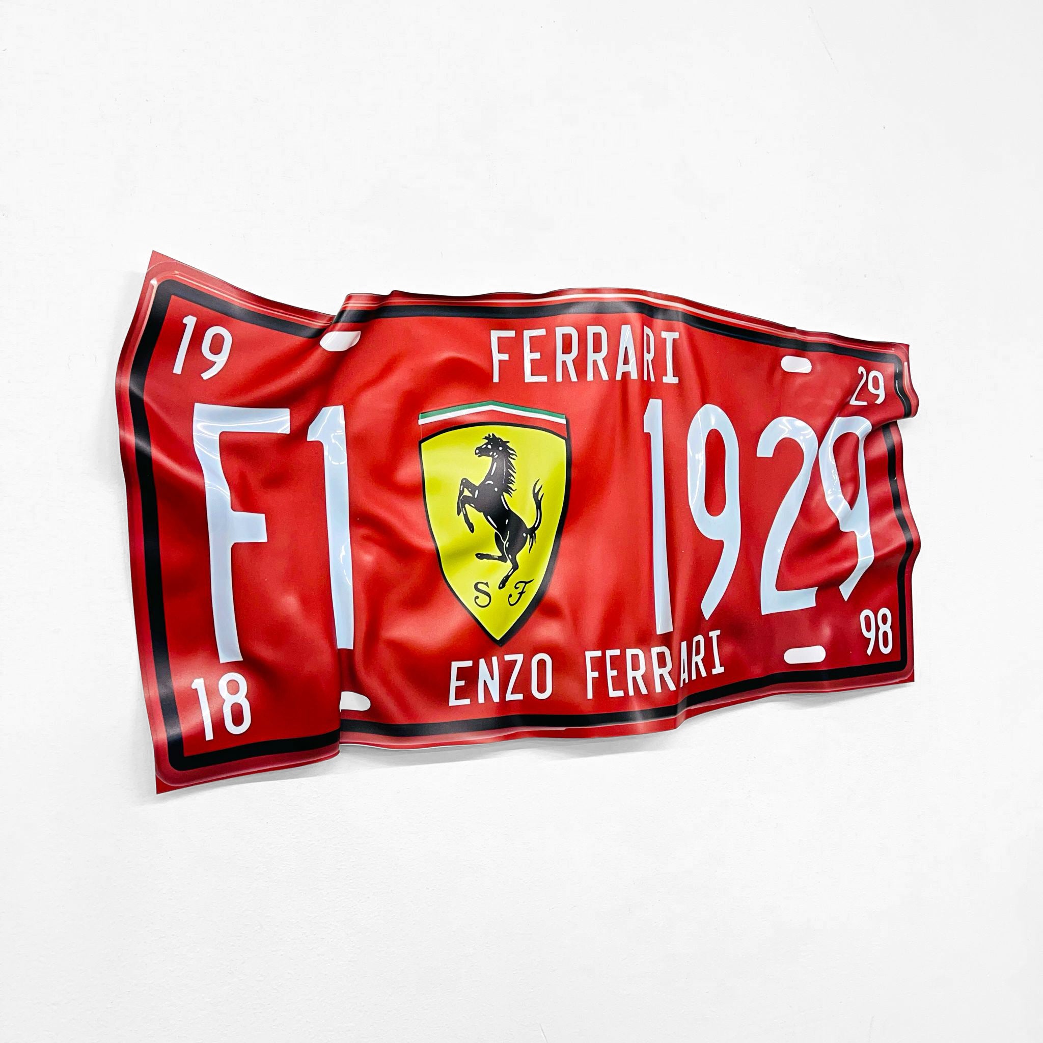 Tableau froissé - Plaque Ferrari